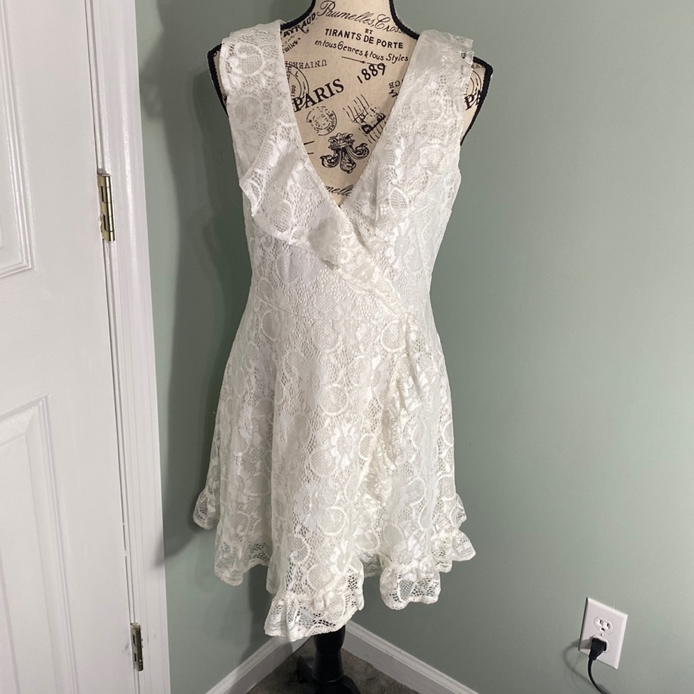 ☀️5/$20 Charlotte Russe Lace Dress.